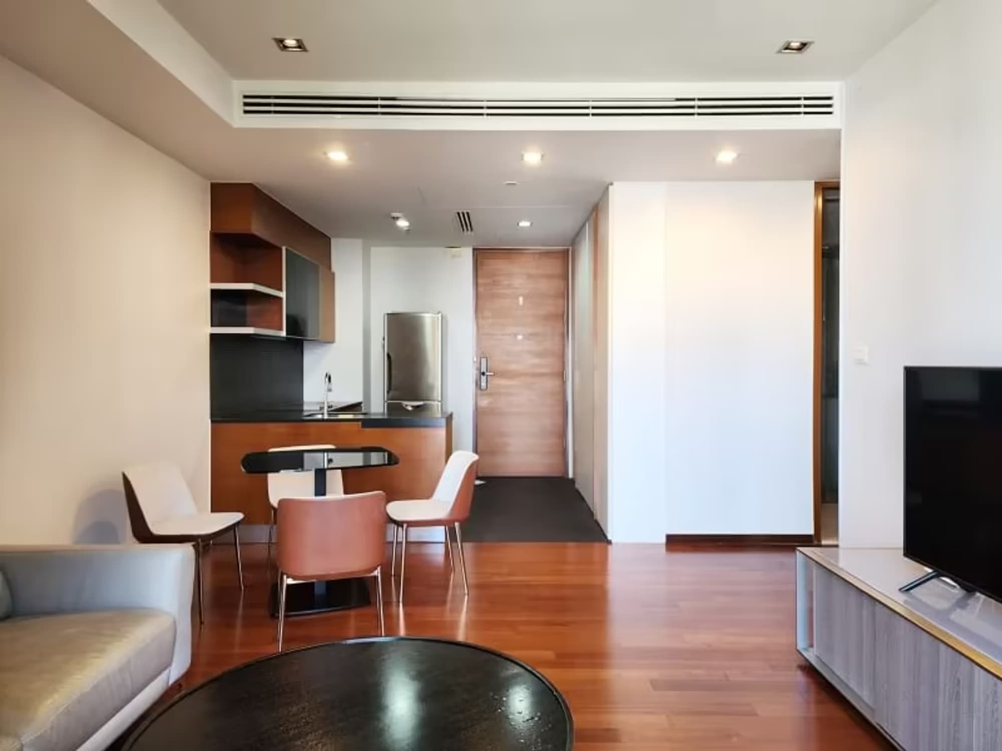 Condo for Rent at Ashton Morph 38   - Image 2