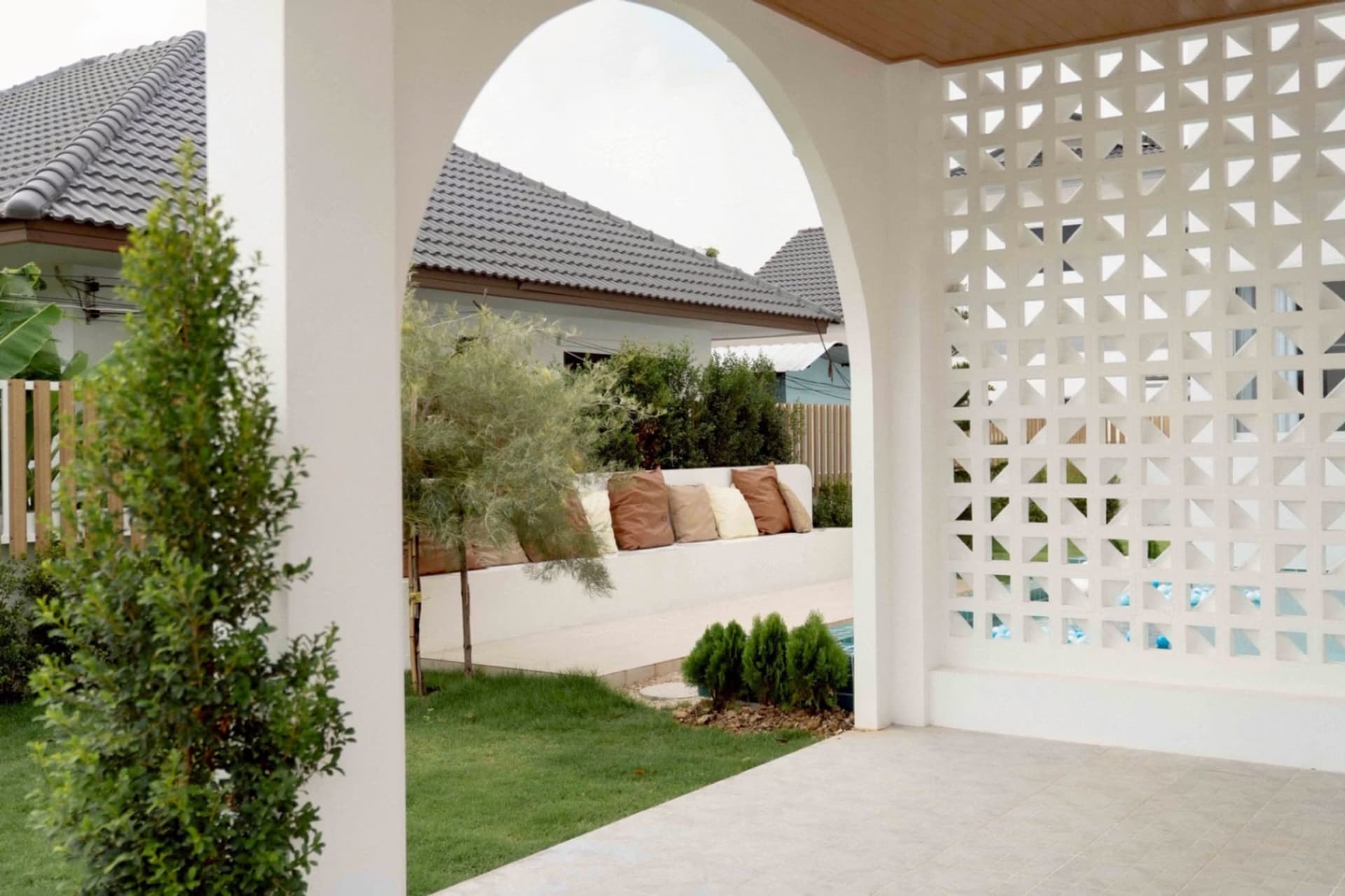 4 ห้องนอน บ้าน สำหรับ ขาย ใน Saraphi - Image 14