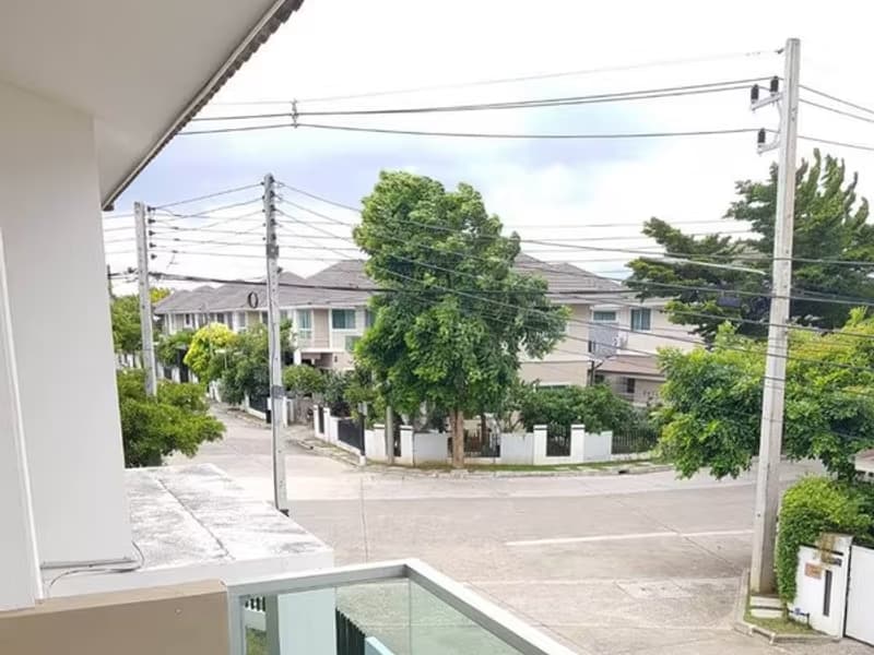 House for Rent in Chai Sathan, Saraphi.