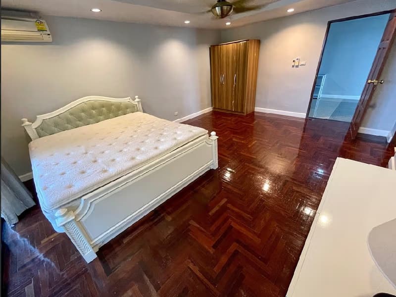 3 Bed Condo for Sale in Mueang Chiang Mai