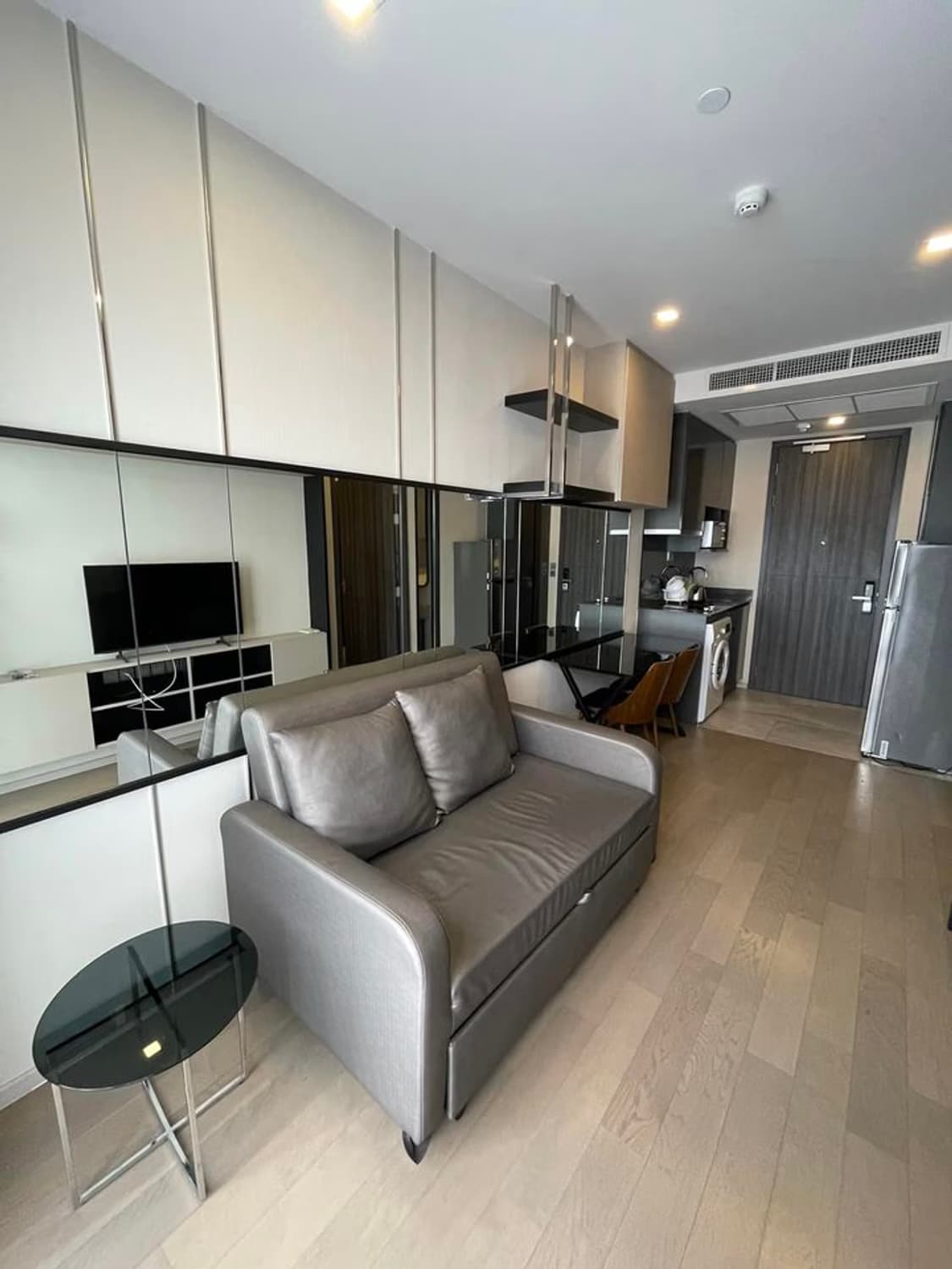 1 ห้องนอน Condo สำหรับ จำหน่าย ใกล้ Asok BTS - Image 8