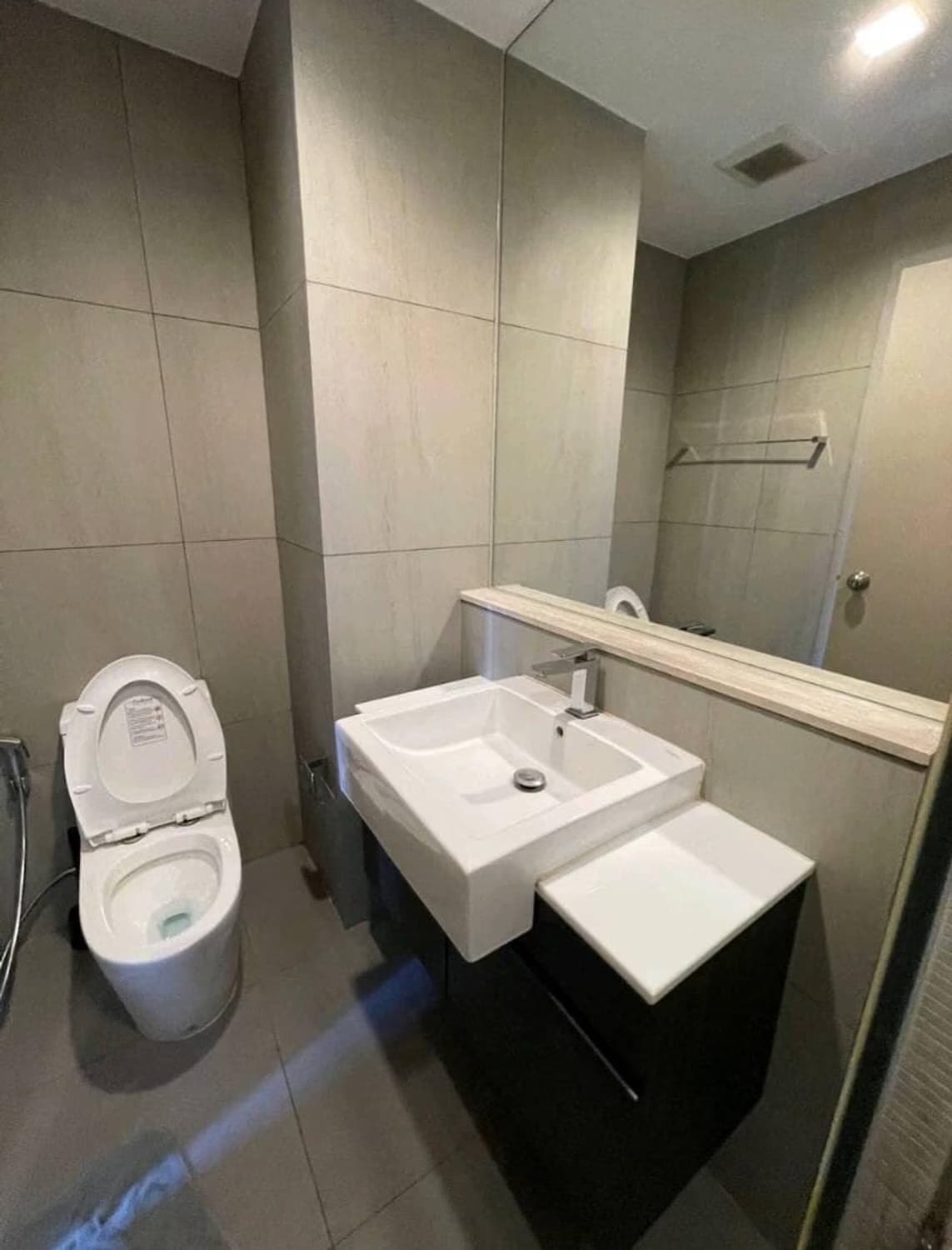 2 Bed Condo for Rent  Near Surasak BTS - Image 8