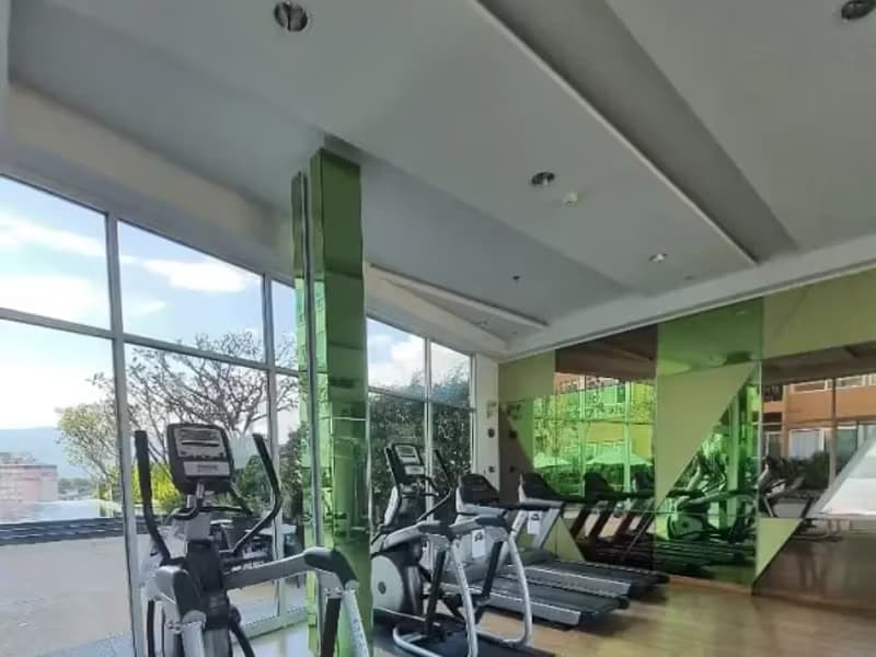 1 Bedroom Condo