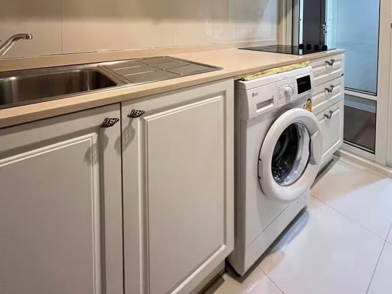 2 Bed Condo for Rent in Watthana