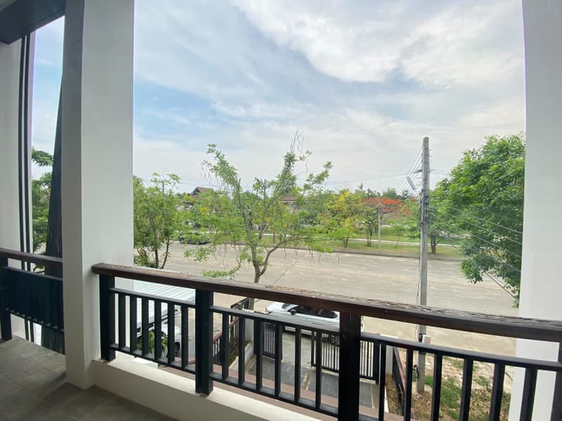 4 Bed Townhouse for Rent in Hang Dong