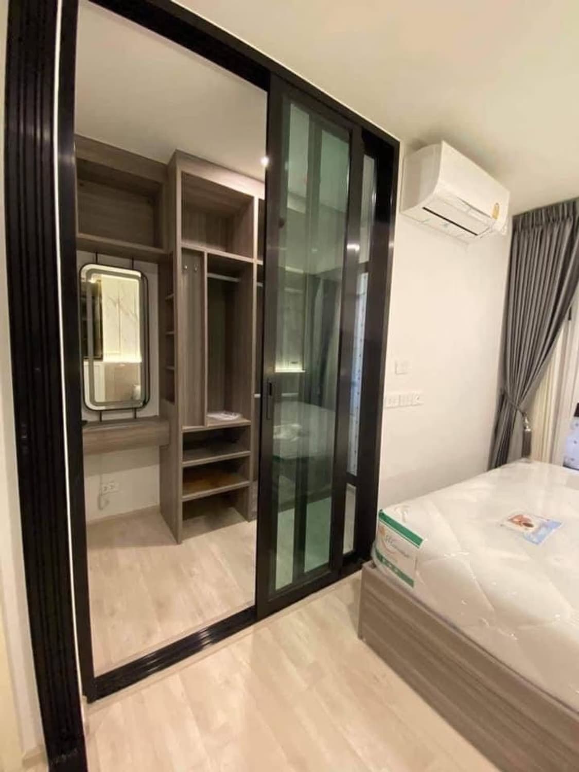 1 ห้องนอน Condo สำหรับ จำหน่าย ใกล้ Bearing BTS - Image 6