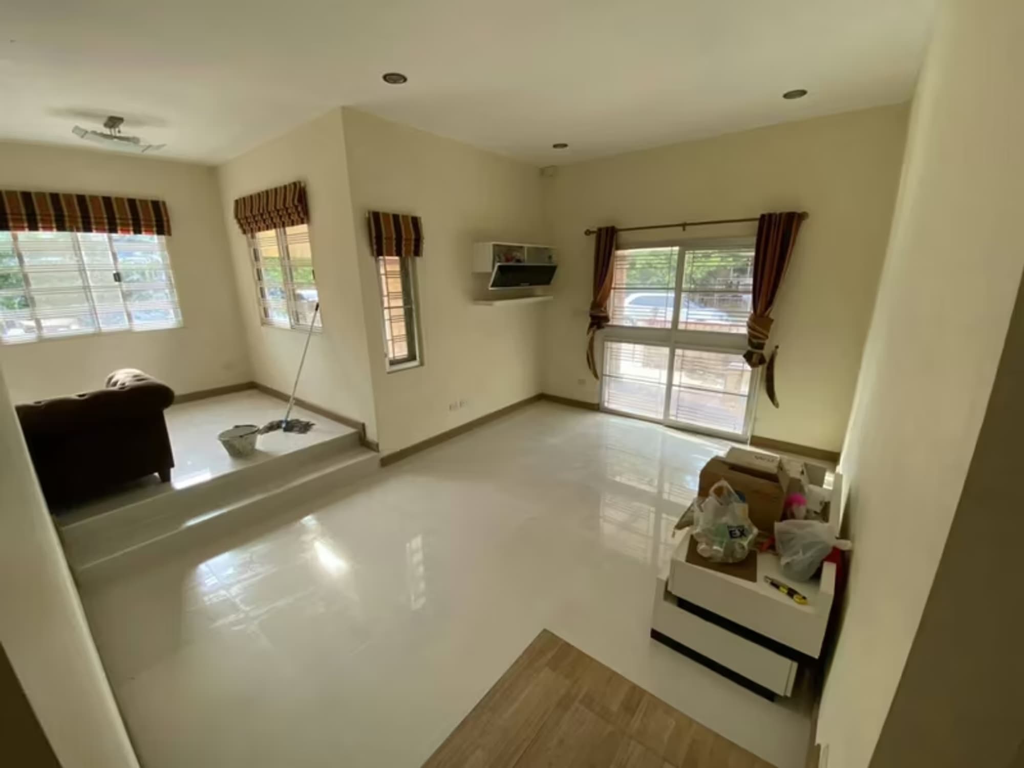 3 Bedroom House - Image 2
