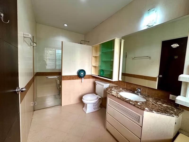 5 Bed House for Rent and Sale in Mueang Chiang Mai