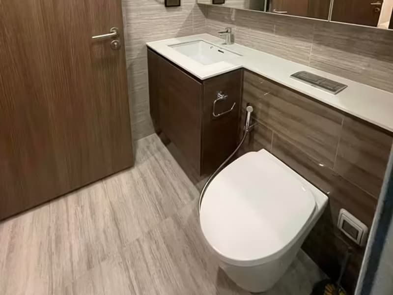 1 Bedroom Condo