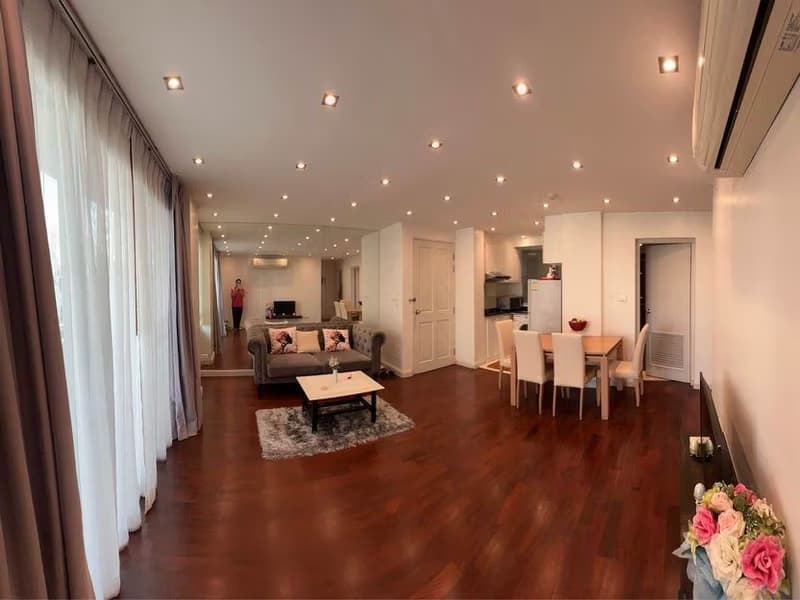 2 Bed Condo for Sale in Watthana