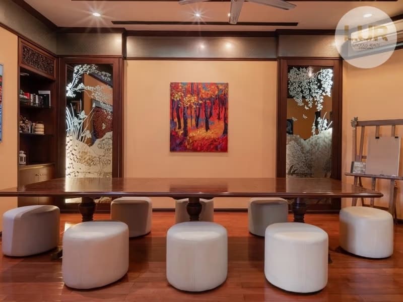 3 Bed Condo for Sale in Watthana