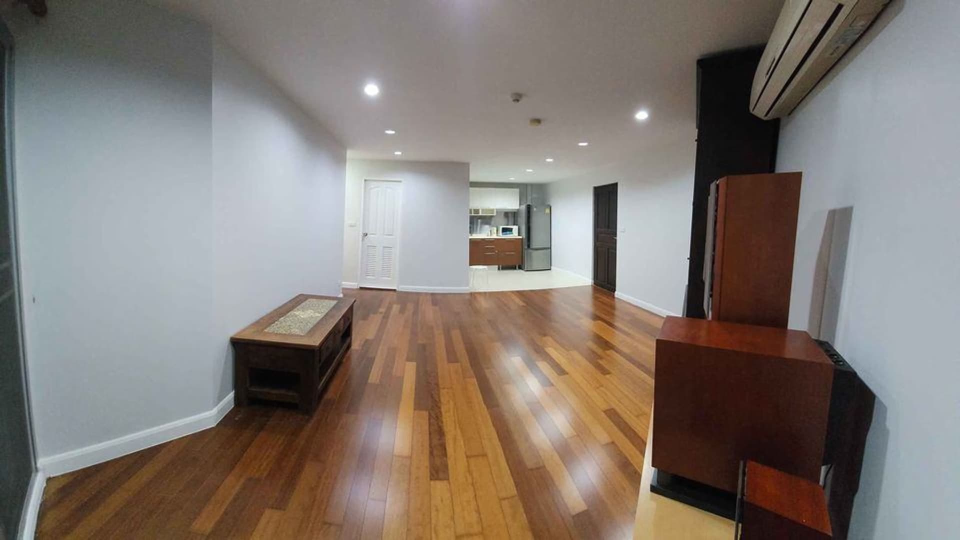 2 Bed Condo for Sale in Yan Nawa - Image 2