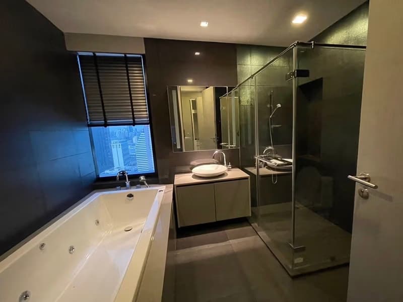Condo for Rent at M Silom
