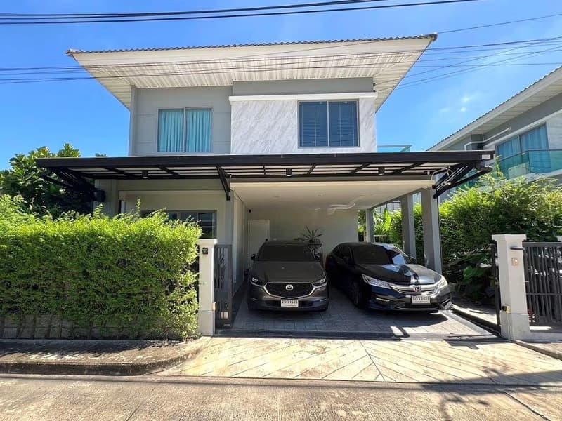 4 Bed House for Sale in Bang Phli