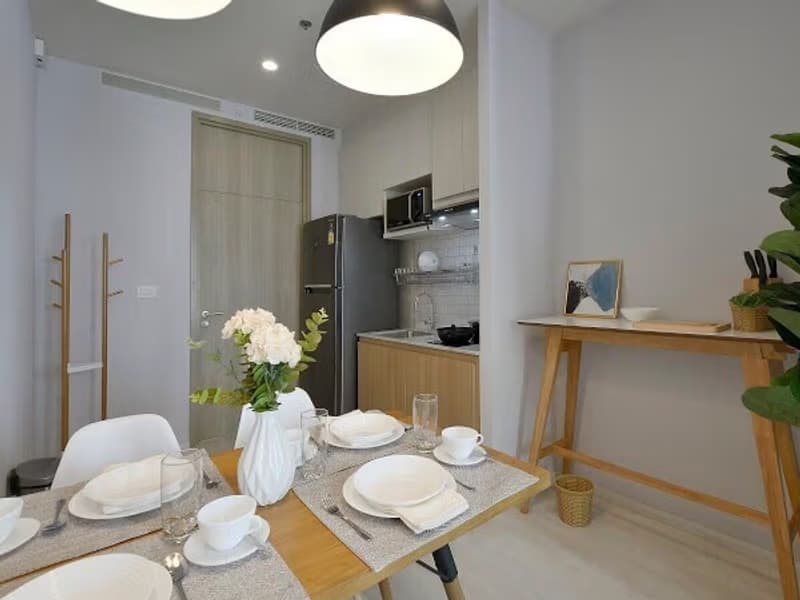 Condo for Rent at Noble Phloen Chit