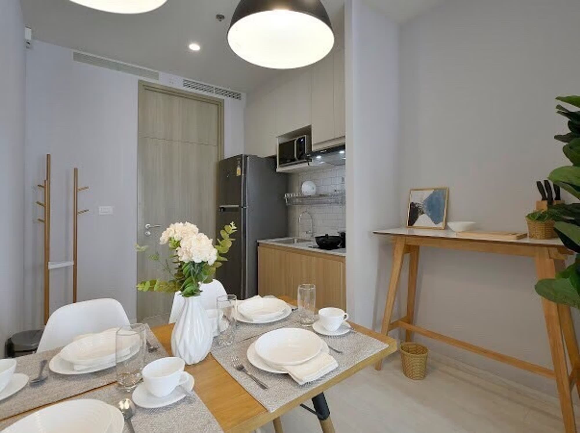  - Image 1