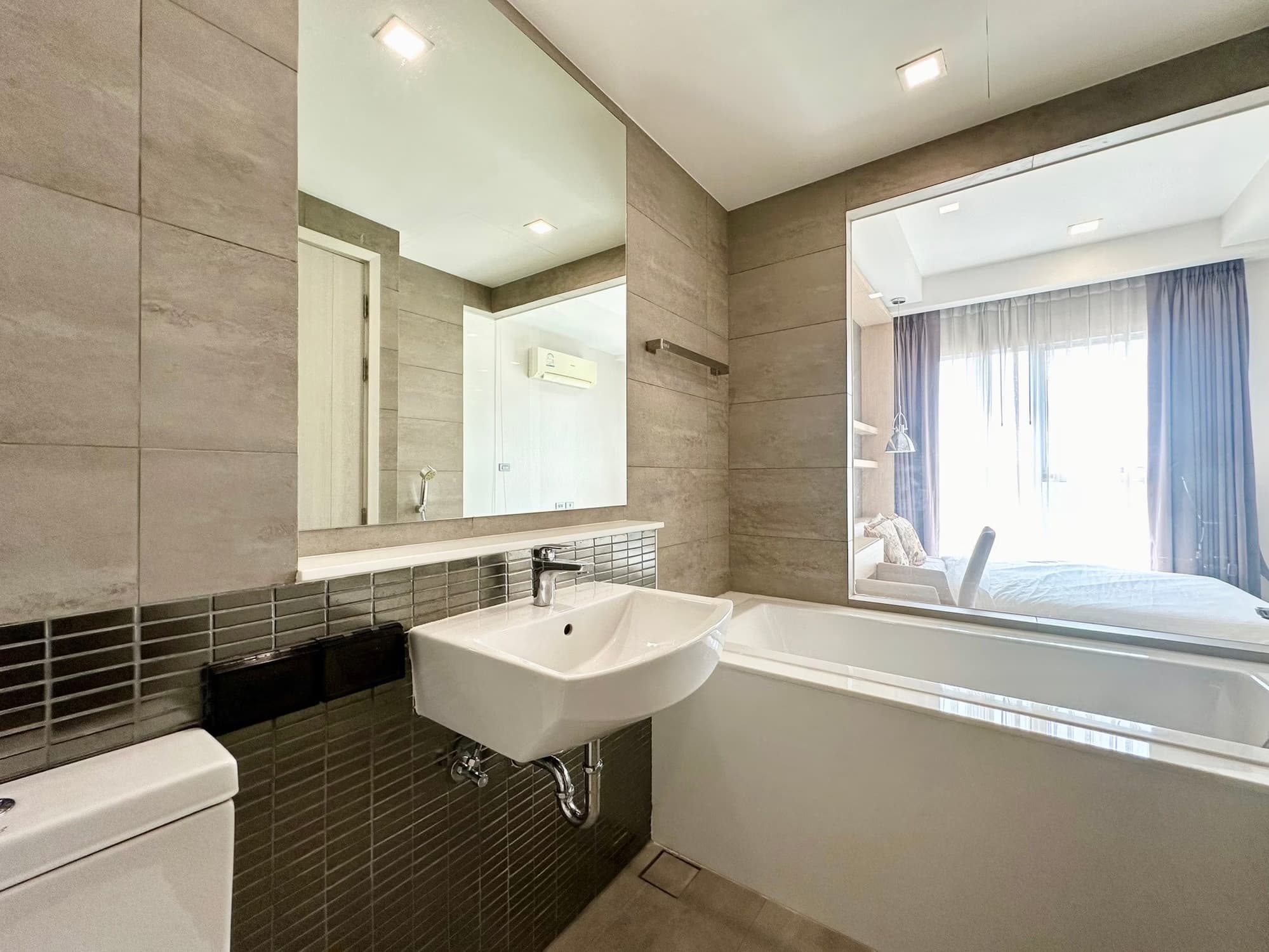 1 Bed Condo for Sale in Mueang Chiang Mai - Image 6