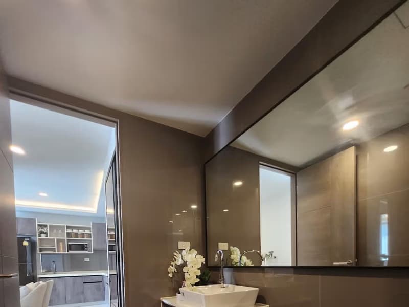 Condo for Rent at Define by Mayfair