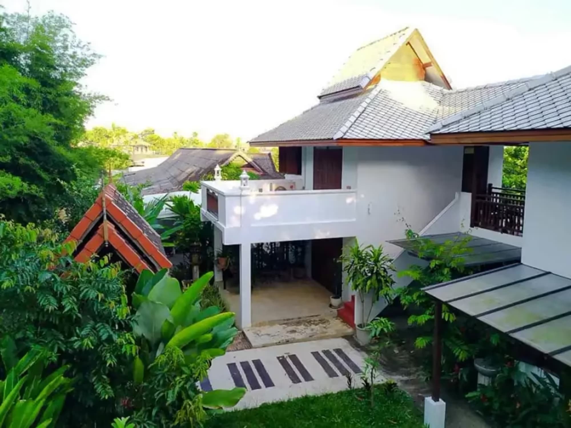 4 Bedroom House - Image 16