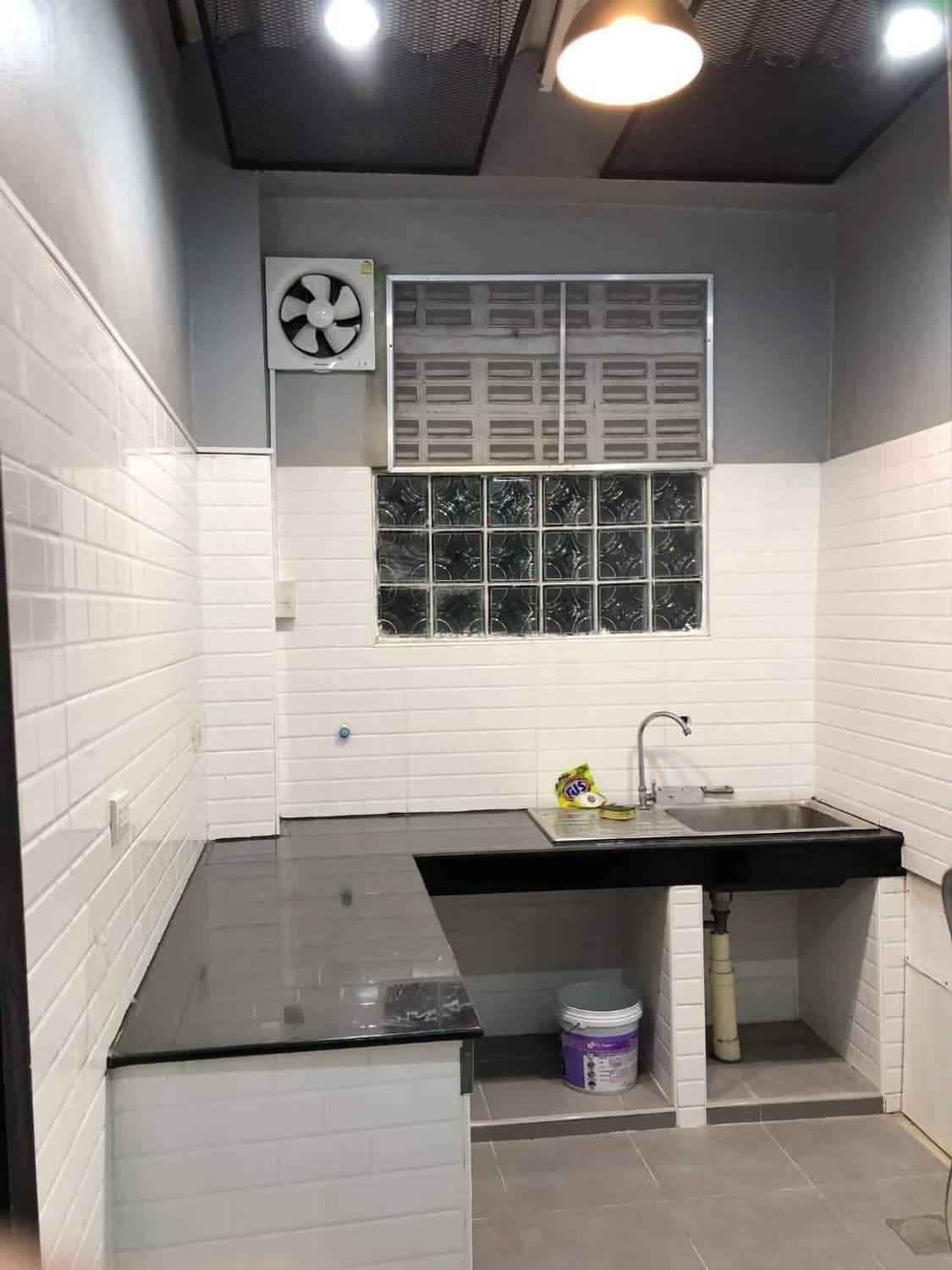 Studio Commercial for Rent in Phra Pradaeng District - Image 8