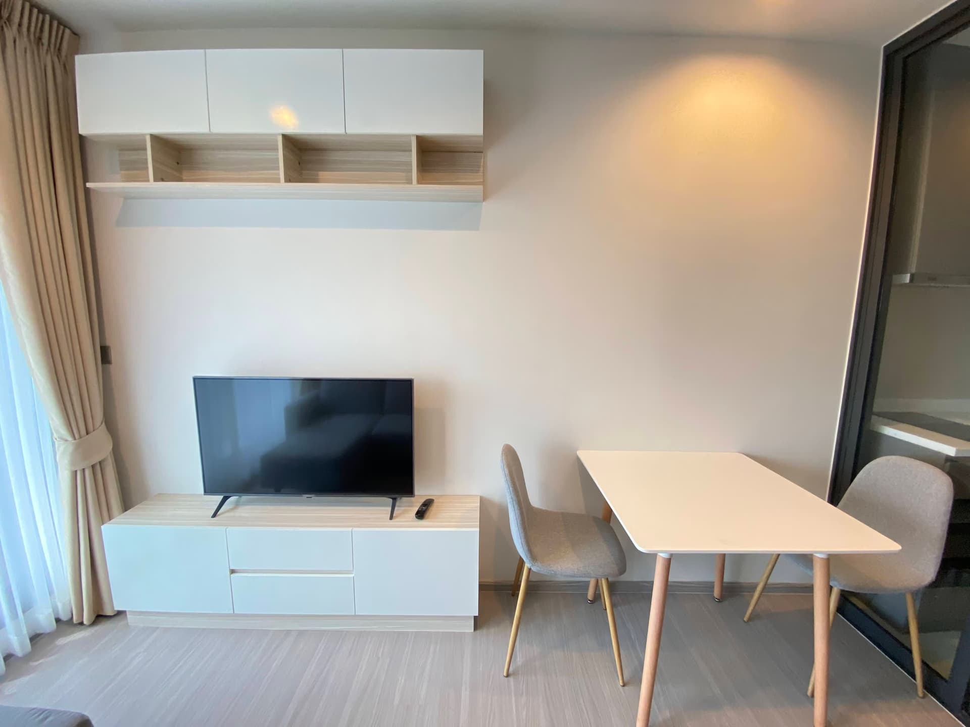 Condo for Rent at Life Asoke Hype - Image 3