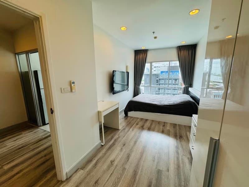 1 Bed Condo for Rent in Sathon