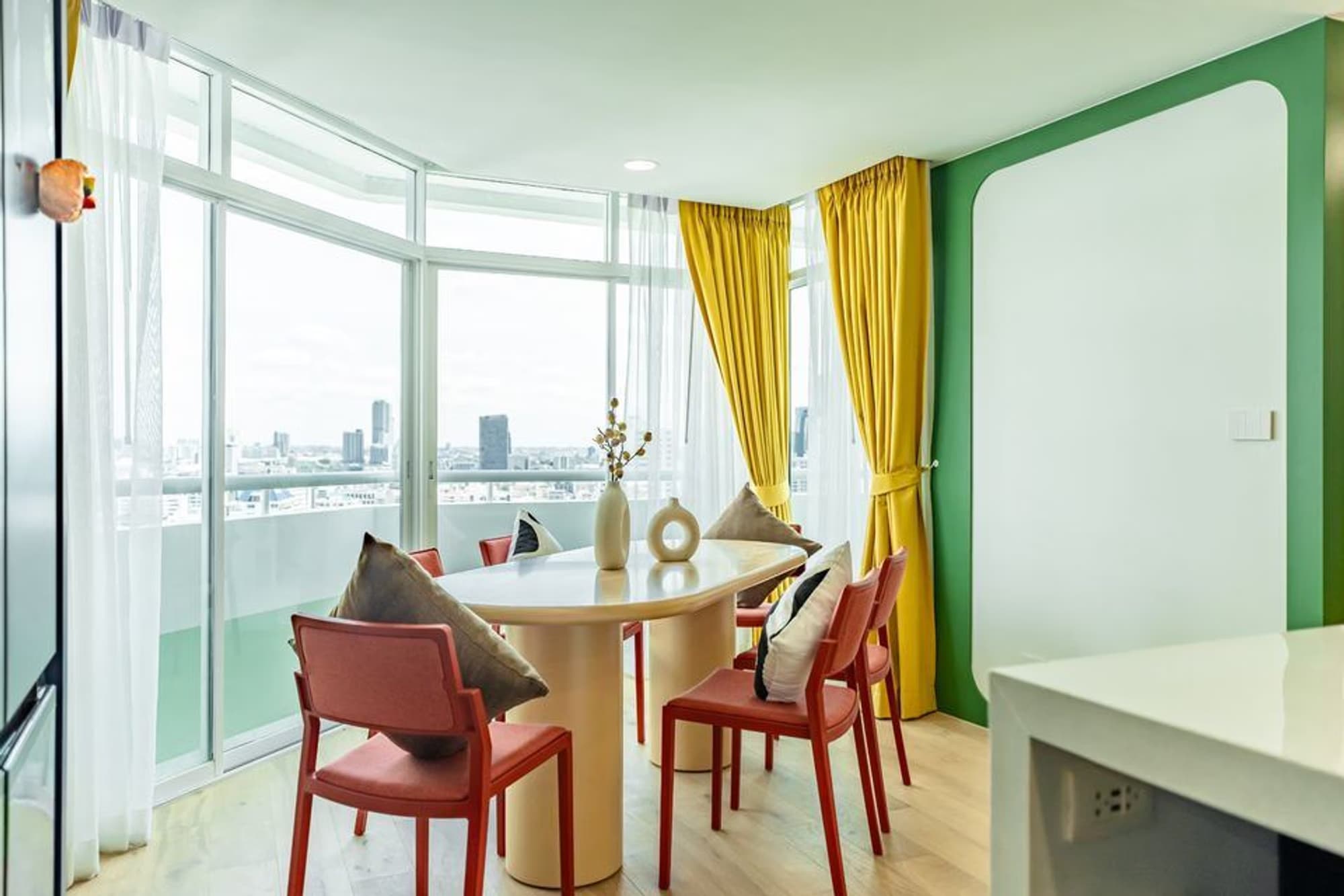 2 Bed Condo for Sale in Watthana - Image 2