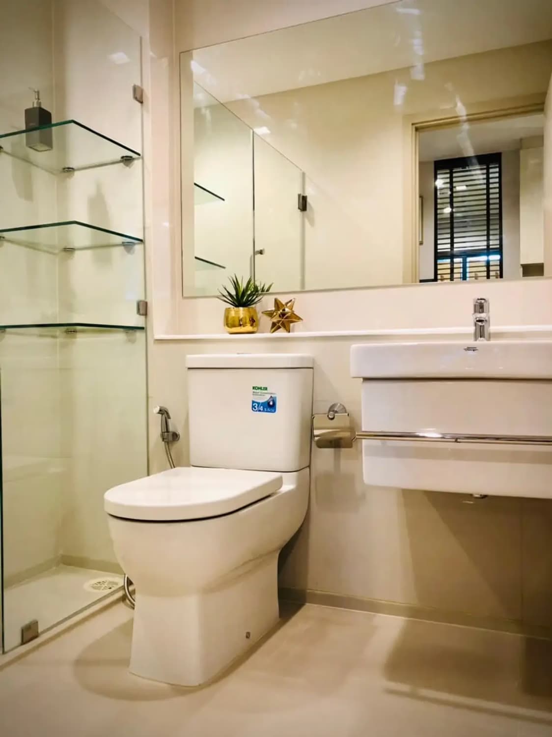 1 Bedroom Condo - Image 7