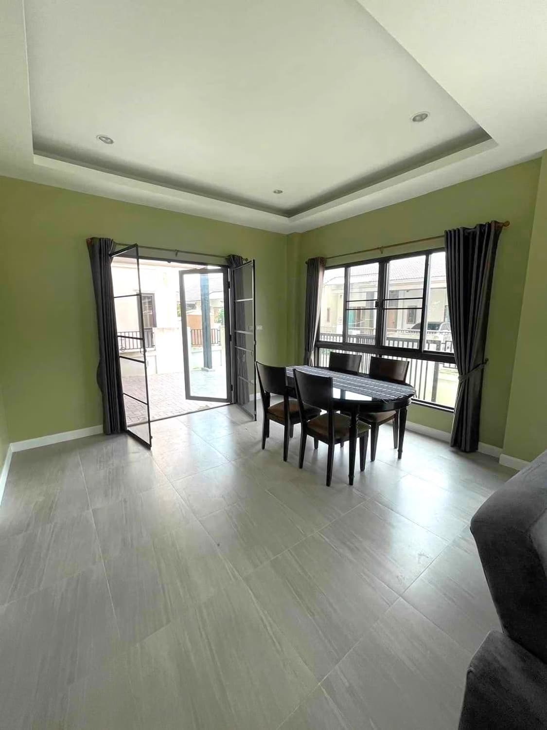 3 Bed House for Rent and Sale in Hang Dong District - Image 3