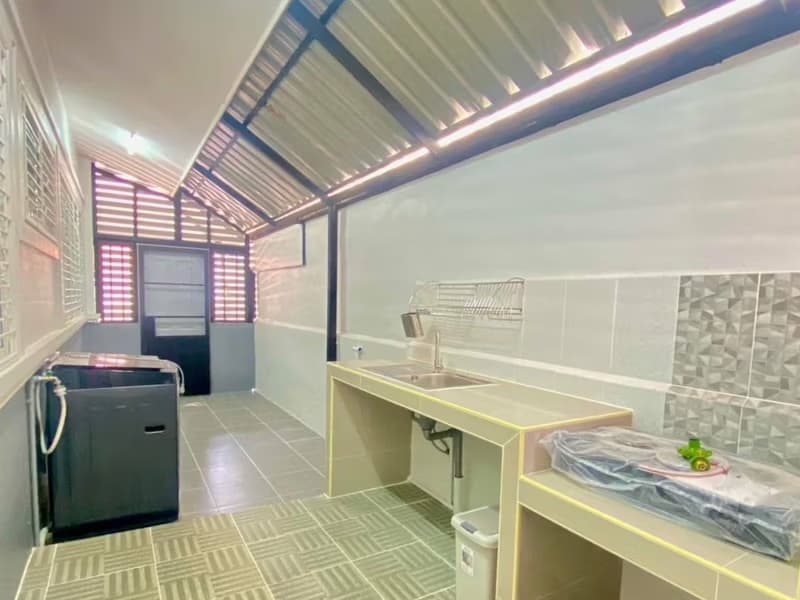 2 Bed House for Rent in Hang Dong District