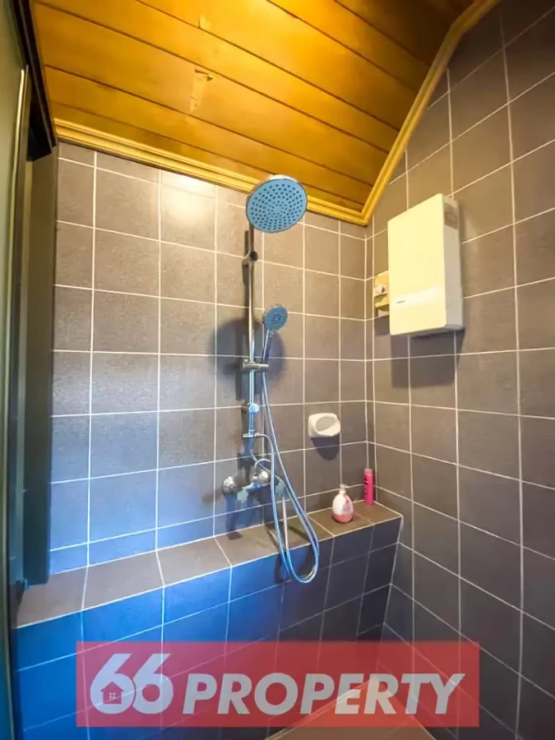 3 Bedroom House - Image 15