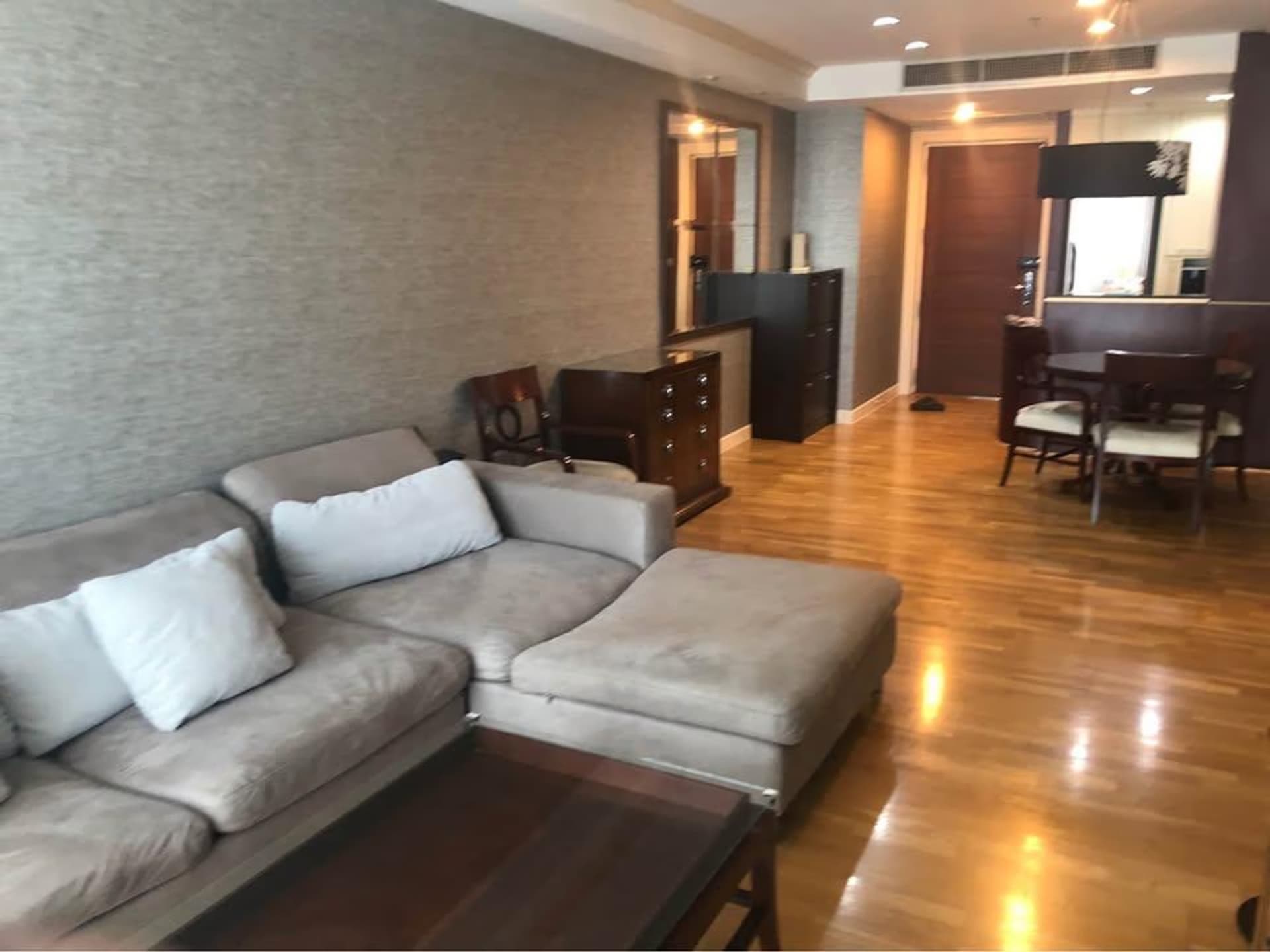 1 ห้องนอน คอนโด สำหรับ ขายและจำหน่าย ใน Sathon - Image 2