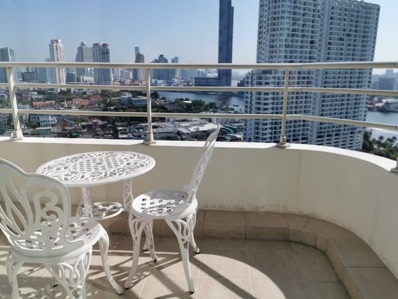 2 Bed Condo for Rent  Near Krung Thon Buri BTS