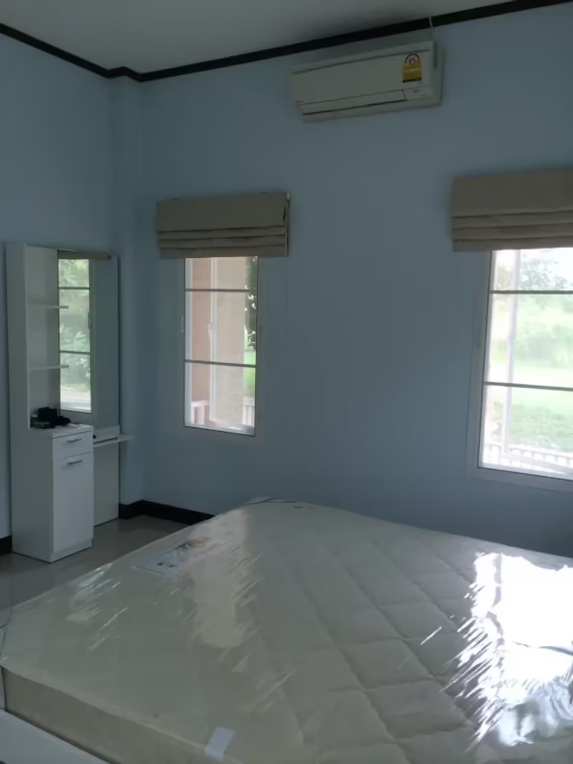 3 Bedroom House - Image 12