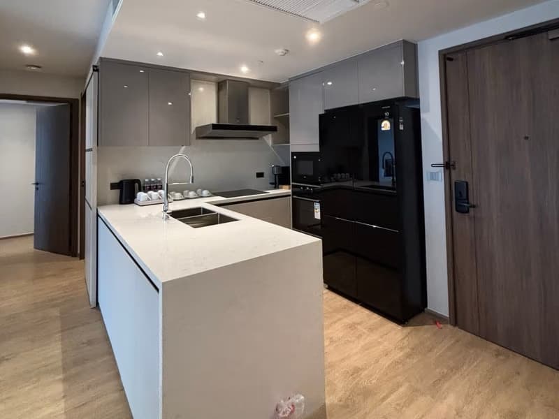 3 Bed Condo for Rent in Watthana