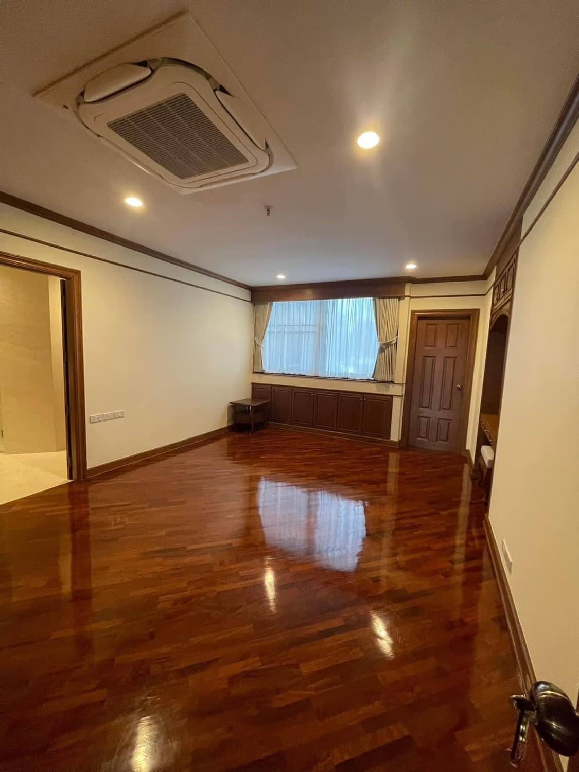 3 ห้องนอน คอนโด สำหรับ จำหน่าย ใน Khlong Toei - Image 15