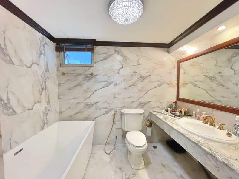 2 Bed Condo for Sale in Watthana