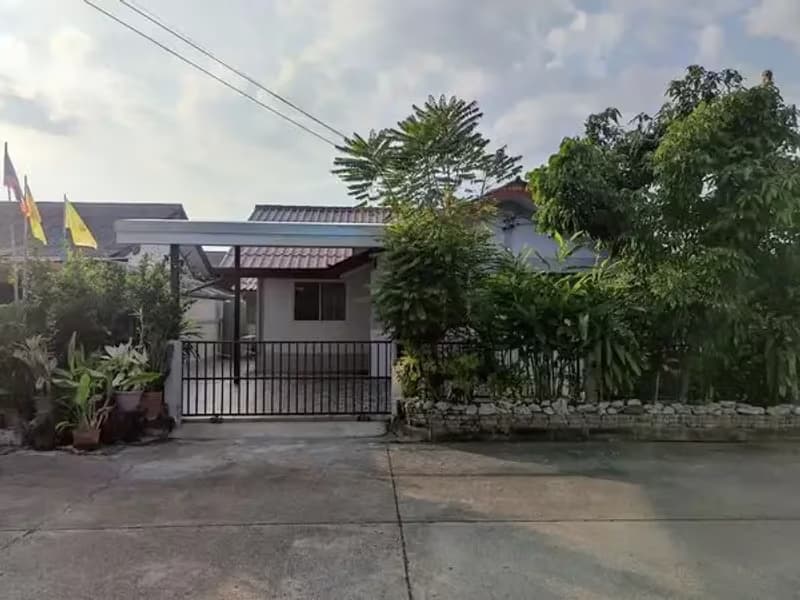 Studio for Rent in Pa Daet, Mueang Chiang Mai