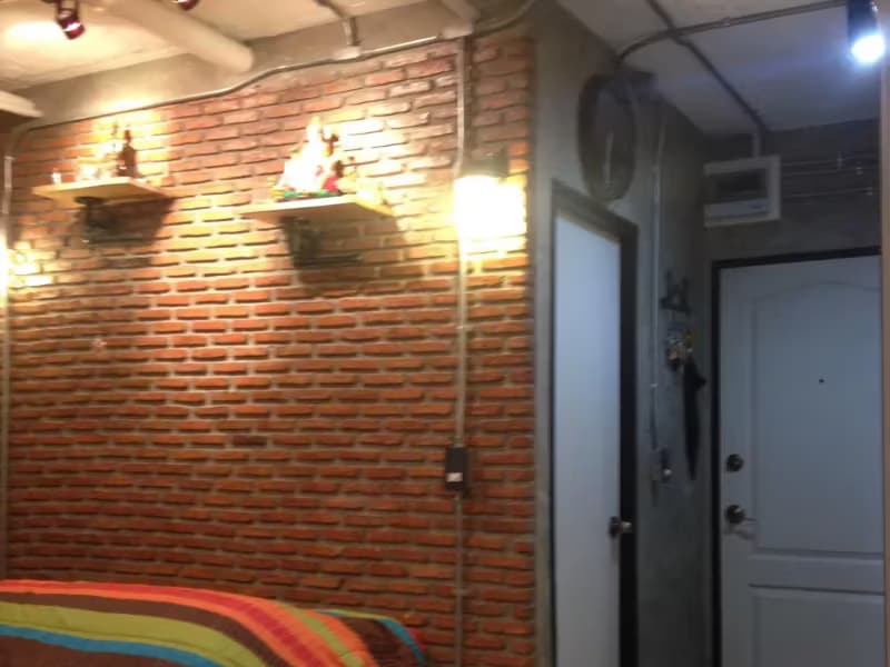 1 Bedroom Condo