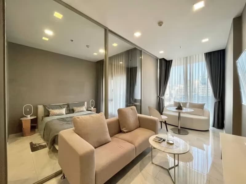1 Bedroom Condo