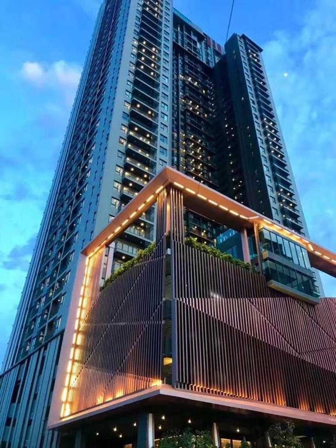 1 Bed Condo for Rent and Sale  Near Ekkamai BTS - Image 6