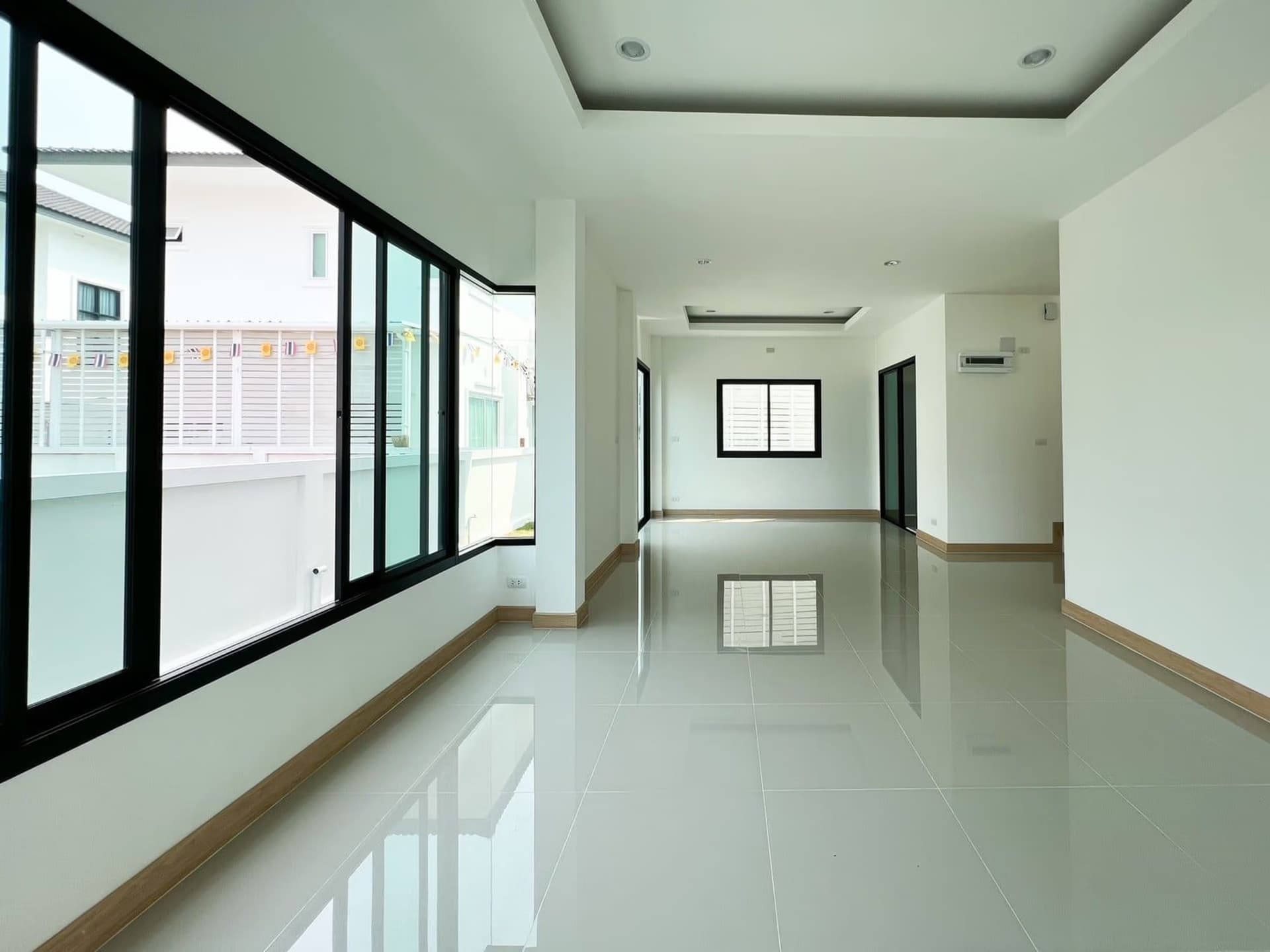 3 ห้องนอน บ้าน สำหรับ ขาย ใน San Sai - Image 2