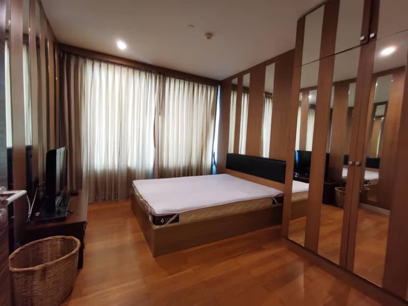 2 Bed Condo for Rent  Near Krung Thon Buri BTS