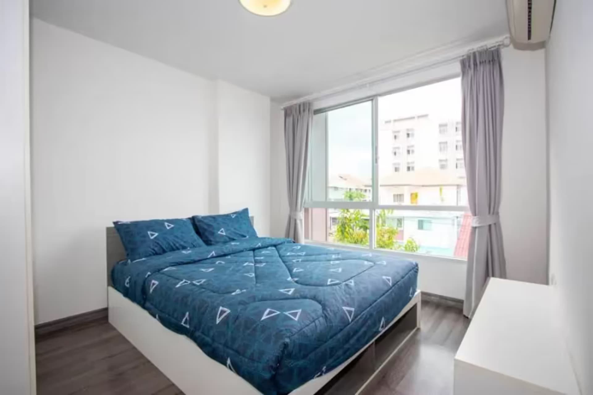 1 Bedroom Condo - Image 2