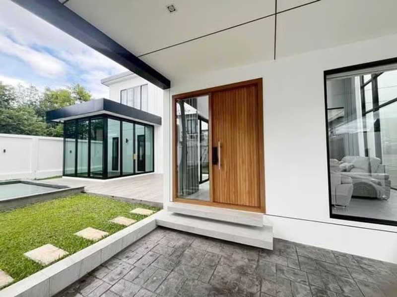 4 Bed House for Rent in Mueang Chiang Mai District