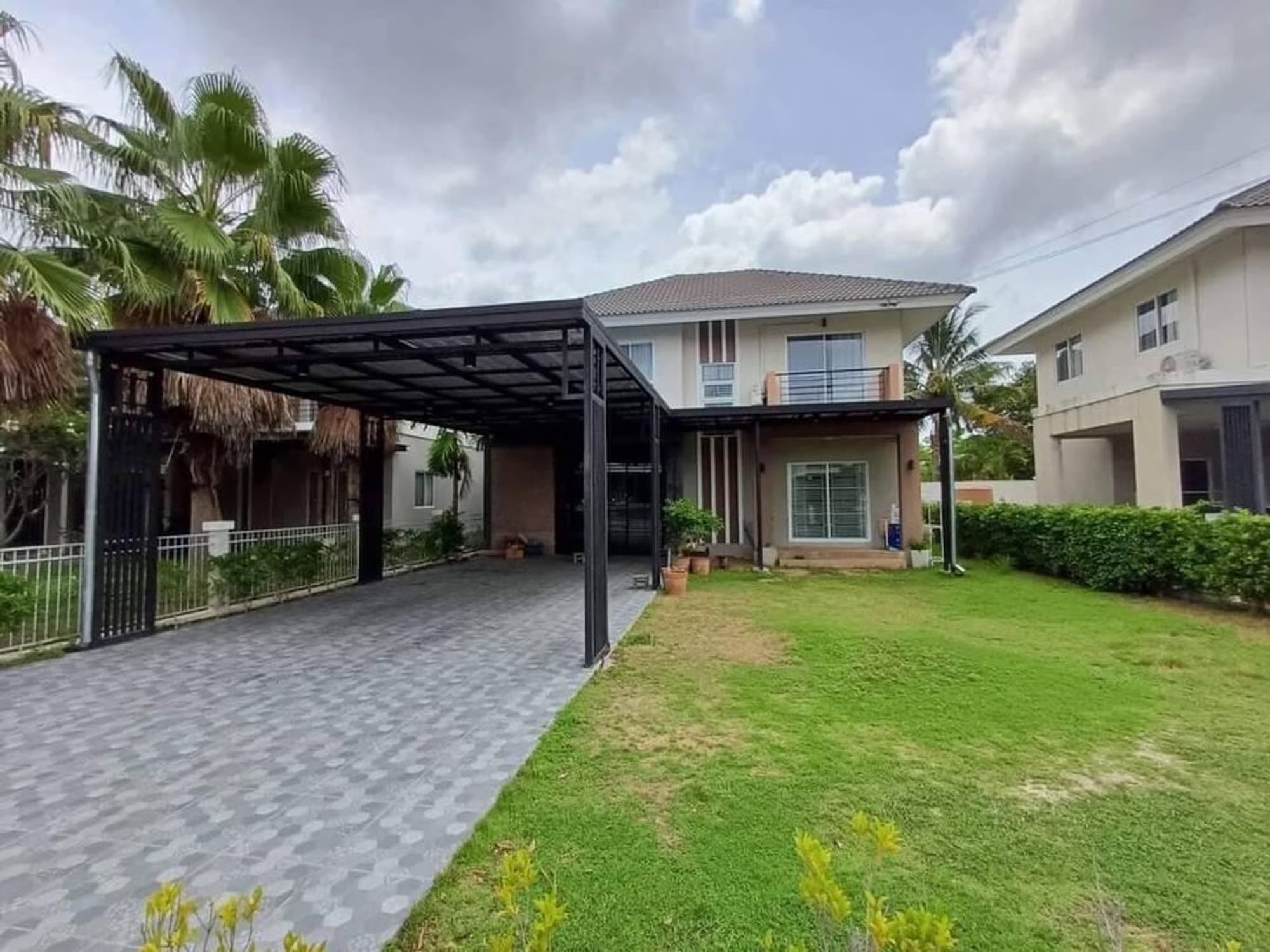 House for Rent in San Phak Wan, Hang Dong. - Image 1