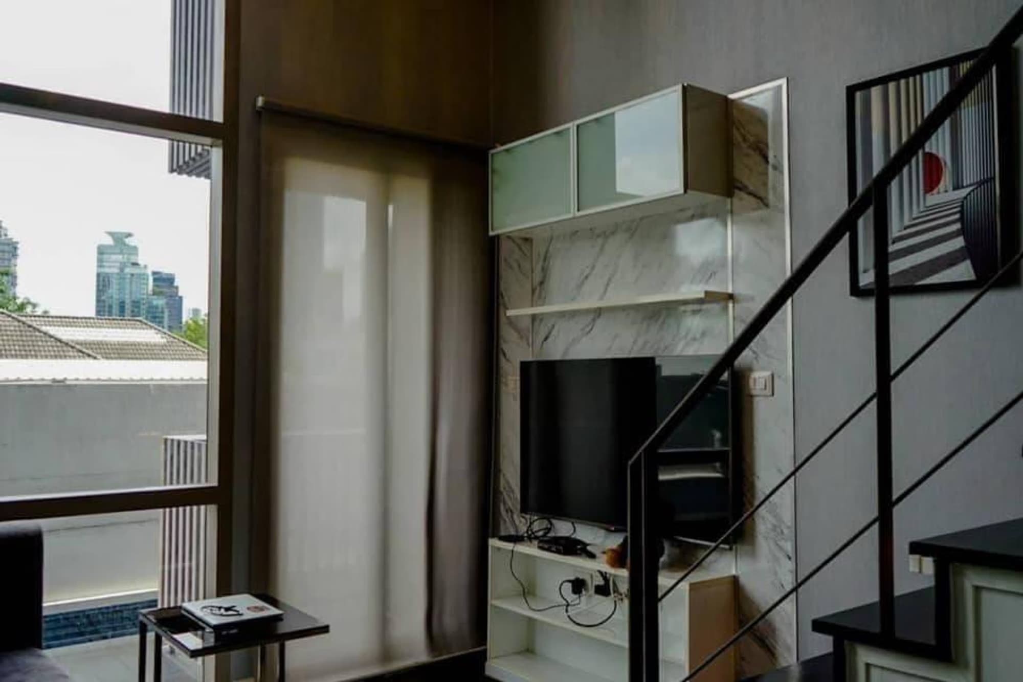1 Bedroom Condo - Image 9