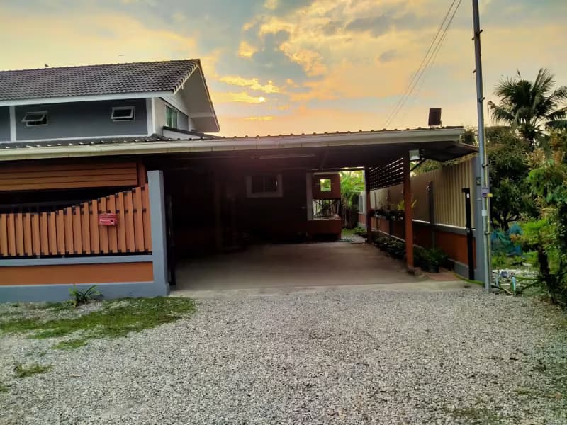 2 Bedroom House
