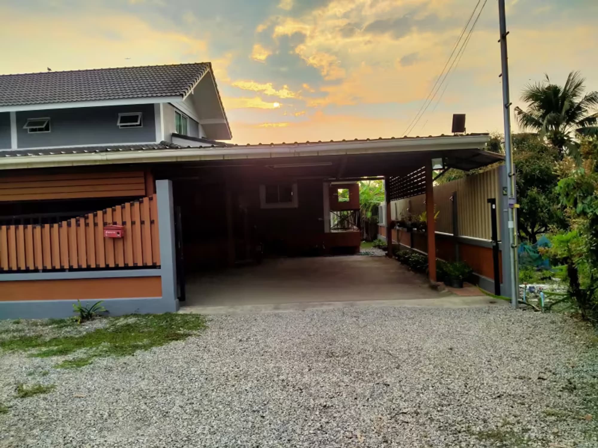2 Bedroom House - Image 6