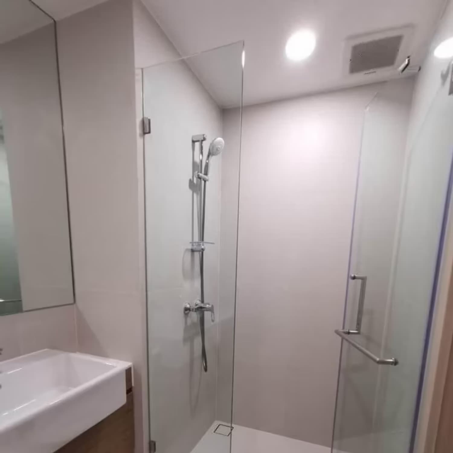 1 Bedroom Condo - Image 12